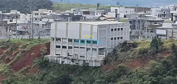 Galpão/Depósito/Armazém à venda, 600m² no Jardim Santa Júlia, São José dos Campos