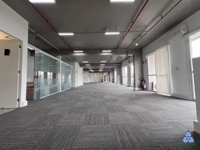Sala Comercial para alugar, 350m² no Vila Ester (Zona Norte), São Paulo