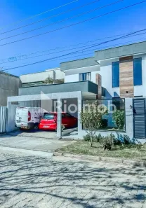 Casa de Condomínio com 3 Quartos à venda, 215m² no Vargem Grande, Rio de Janeiro