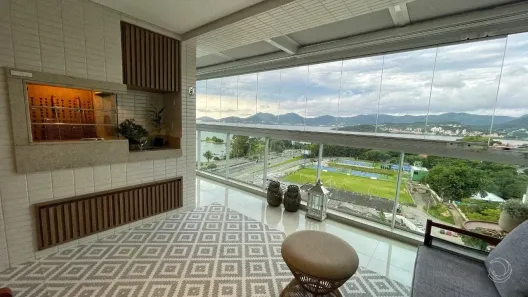 Apartamento com 3 Quartos à venda, 170m² no Agronômica, Florianópolis