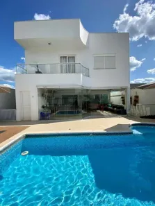 Casa de Condomínio com 3 Quartos à venda, 340m² no Vila Aviação, Bauru