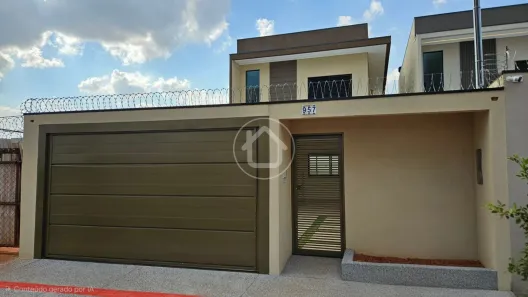 Sobrado com 3 Quartos à venda, 180m² no Vila Santa Dorothéia, Campo Grande