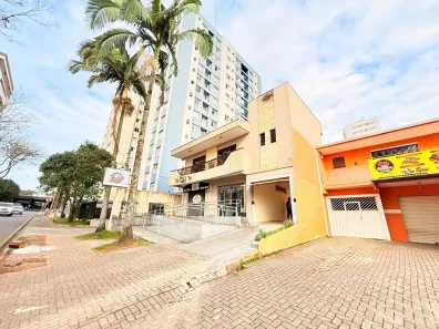 com 4 Quartos para alugar, 180m² no Capão Raso, Curitiba