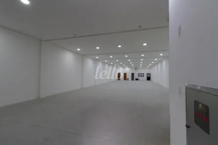 Galpão/Depósito/Armazém para alugar, 400m² no Vila Romana, São Paulo