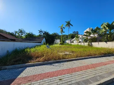 Lote/Terreno à venda, 644m² no Centro, Guabiruba