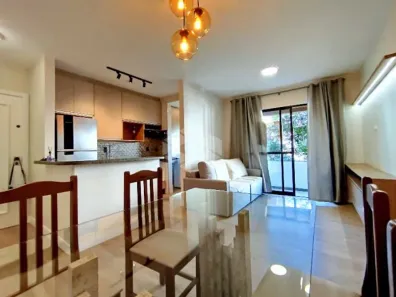 Apartamento com 2 Quartos para alugar, 70m² no Itacorubi, Florianópolis