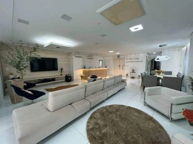 Apartamento com 4 Quartos à venda, 360m² no Gonzaga, Santos