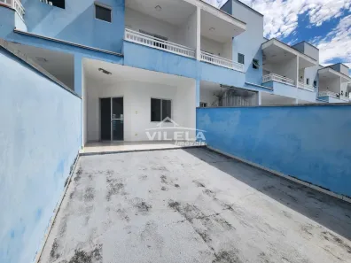 Sobrado com 2 Quartos para alugar, 80m² no Indaiá, Caraguatatuba