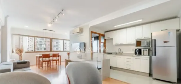 Apartamento com 2 Quartos à venda, 72m² no Passo da Areia, Porto Alegre