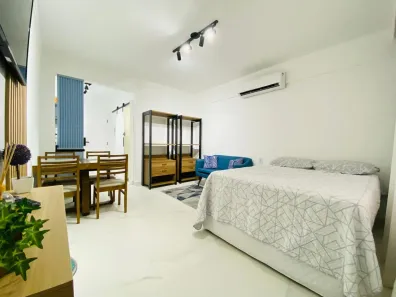 Kitnet à venda, 38m² no Gonzaga, Santos
