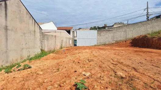 Lote/Terreno à venda, 750m² no São João, Betim