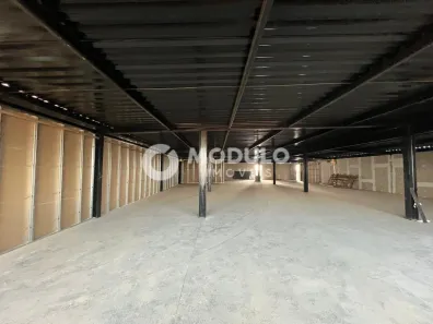 Sala Comercial para alugar, 300m² no Shopping Park, Uberlândia