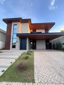 Casa de Condomínio com 4 Quartos à venda, 327m² no Condomínio Florais Itália, Cuiabá