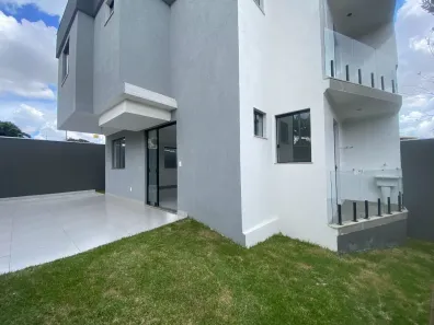 Casa com 3 Quartos à venda, 163m² no Santa Amélia, Belo Horizonte