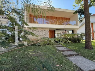Sobrado com 4 Quartos à venda, 293m² no , Xangri-Lá