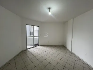 Apartamento com 3 Quartos à venda, 106m² no Barreiros, São José