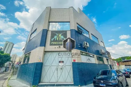 Galpão/Depósito/Armazém à venda, 710m² no Santana, São Paulo