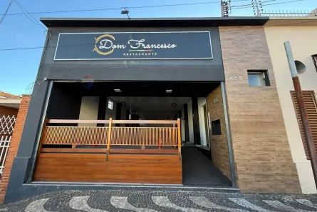 Ponto Comercial para alugar, 153m² no Centro, Araras