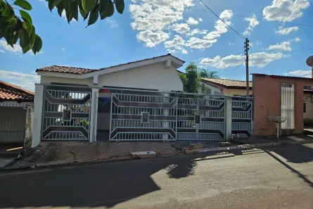 Casa com 2 Quartos para alugar, 130m² no Conjunto Habitacional Piracema, Barra do Garças