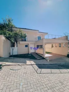 Casa de Condomínio com 4 Quartos à venda, 264m² no Chácara Santa Lúcia dos Ypes, Carapicuíba