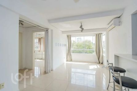 Apartamento com 2 Quartos à venda, 57m² no Santana, Porto Alegre