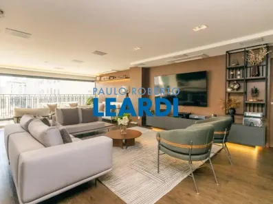 Apartamento com 3 Quartos à venda, 209m² no Vila Mariana, São Paulo