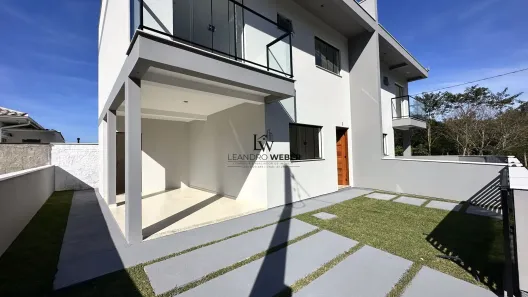 Casa com 3 Quartos à venda, 101m² no Forquilhas, São José