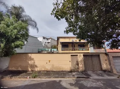 Casa com 4 Quartos à venda, 208m² no Caiçaras, Belo Horizonte