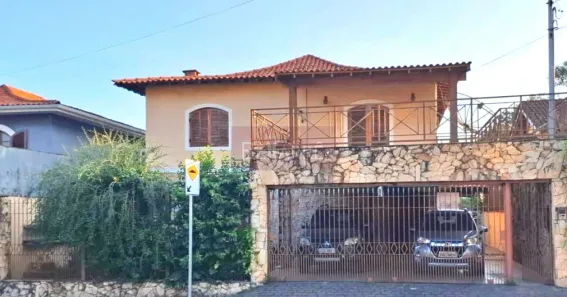 Sobrado com 4 Quartos à venda, 350m² no Cidade São Francisco, São Paulo