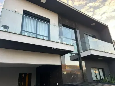 Casa de Condomínio com 3 Quartos à venda, 216m² no Esperança, Londrina