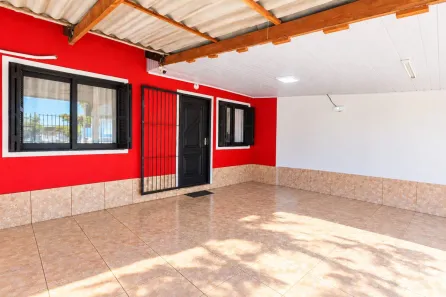 Casa com 2 Quartos à venda, 60m² no Olaria, Canoas