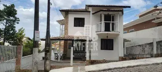 Casa de Condomínio com 2 Quartos à venda, 177m² no Flamengo, Maricá