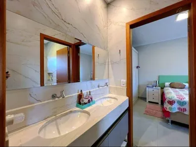 Casa com 3 Quartos à venda, 285m² no Morada de Laranjeiras, Serra