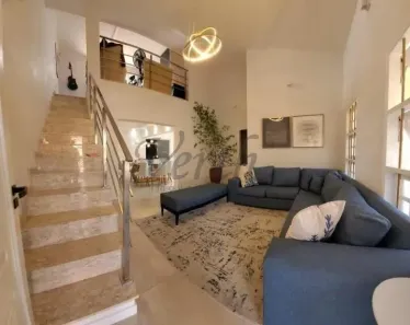 Sobrado com 4 Quartos à venda, 275m² no Jardim Bom Retiro, Campinas