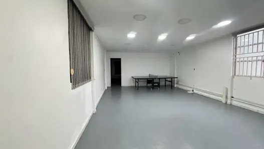 Prédio Comercial para alugar, 239m² no Saúde, São Paulo