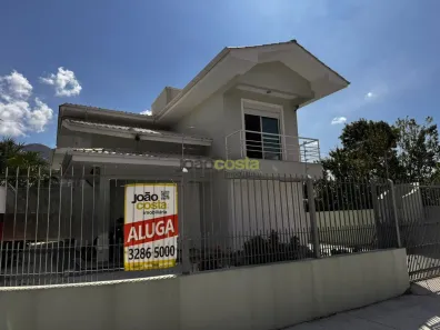Casa com 3 Quartos à venda, 236m² no Pedra Branca, Palhoça