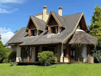 Casa de Condomínio com 4 Quartos à venda, 190m² no Vila Moura, Gramado