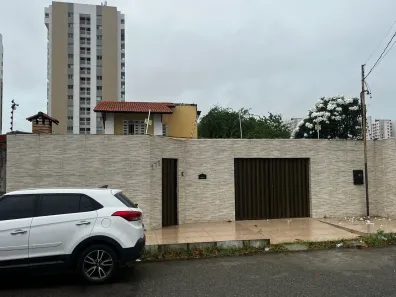 Casa com 4 Quartos à venda, 100m² no Atalaia, Aracaju
