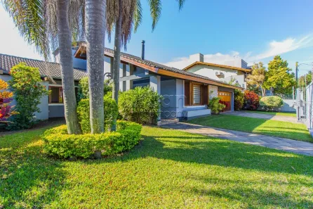 Casa com 3 Quartos à venda, 300m² no Igara, Canoas