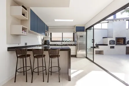 Imóvel Comercial à venda, 287m² no Água Verde, Curitiba