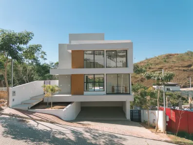 Casa de Condomínio com 4 Quartos à venda, 401m² no Salvaterra, Juiz de Fora