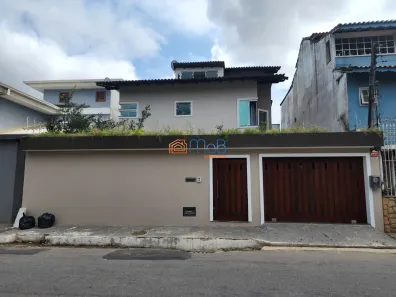 Casa com 3 Quartos à venda, 220m² no Jardim Santo Antônio, Macaé