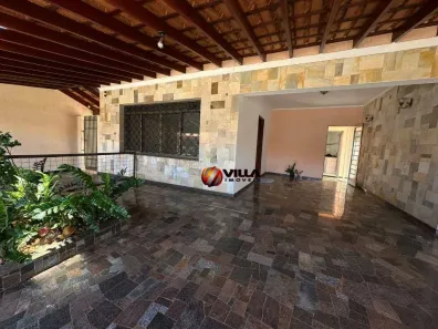 Casa com 2 Quartos à venda, 215m² no Vila Molon, Americana