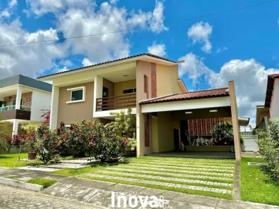 Casa de Condomínio com 3 Quartos à venda, 240m² no Universitário, Caruaru