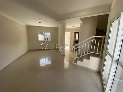 Casa de Condomínio com 3 Quartos para alugar, 140m² no Campo Comprido, Curitiba