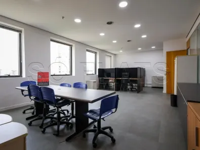Imóvel Comercial para alugar, 196m² no Cidade Monções, São Paulo