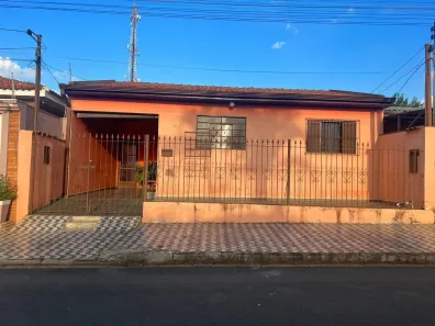 Casa com 2 Quartos à venda, 164m² no Vila Judite, Itapetininga