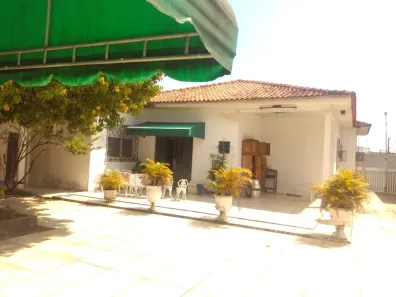 Casa com 4 Quartos para venda ou aluguel, 1000m² no Centro, Manaus