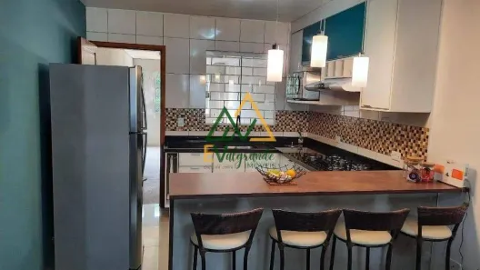 Casa com 2 Quartos à venda, 117m² no São Dimas, Colombo