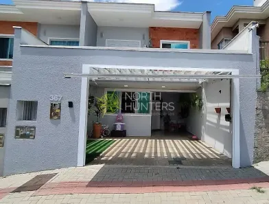 Casa com 3 Quartos à venda, 114m² no Glória, Joinville